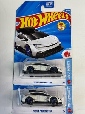 Hot Wheels New for 2026 TOYOTA PRIUS CUSTOM 2 VARIANTS